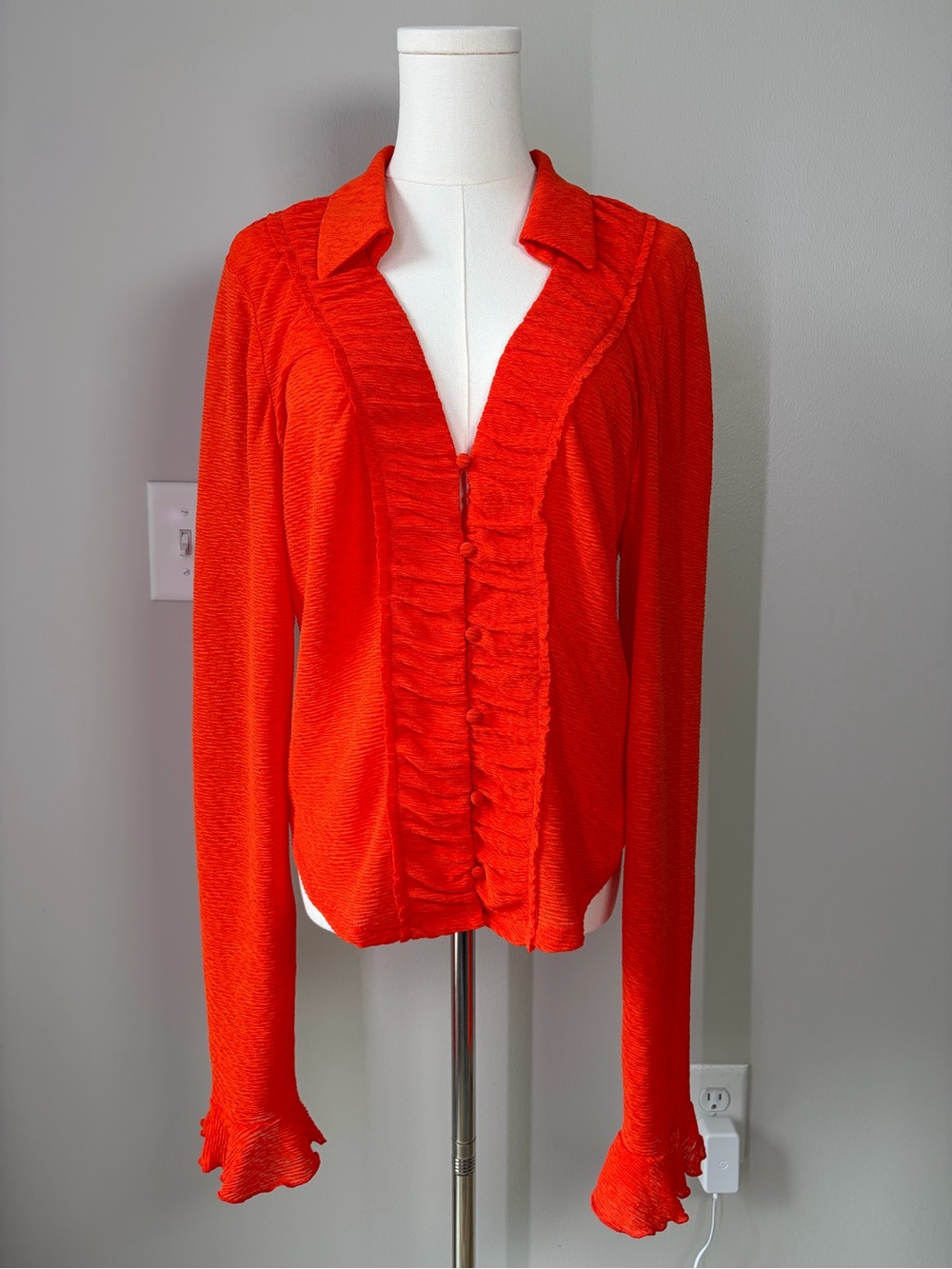 By Anthropologie Long-Sleeve Textured Buttondown Top - Picture 2 of 12